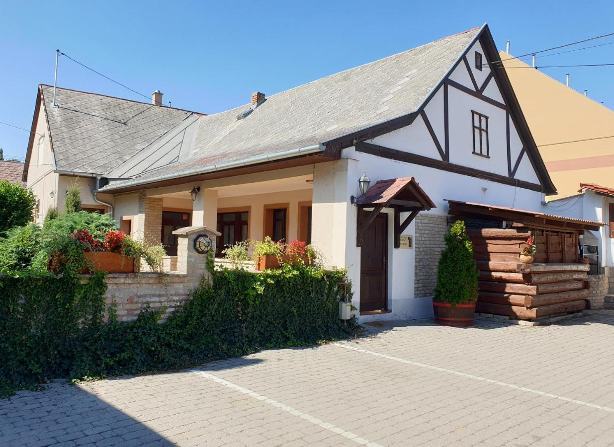Nadasdi Haz Szekszárd Екстериор снимка